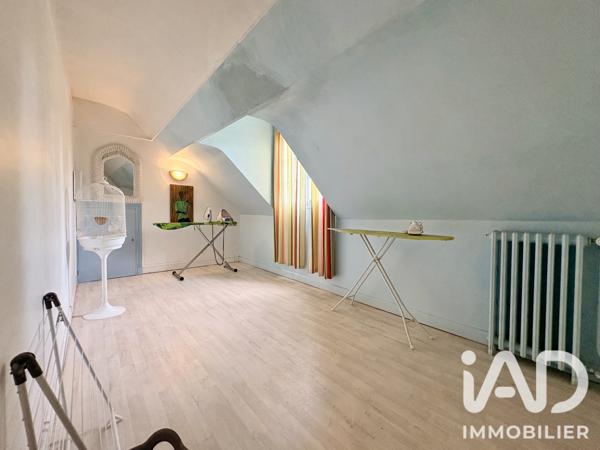 Maison à vendre 9 pièces 240 m² Montgivray