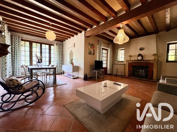 Maison à vendre 9 pièces 240 m² Montgivray