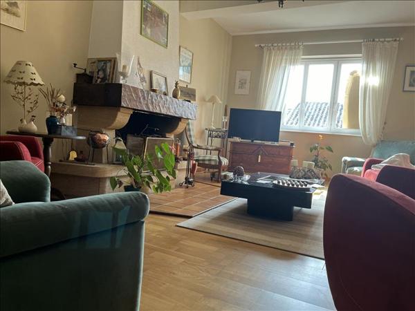 Maison à vendre |  Monflanquin |  5 pièces | 430 m²