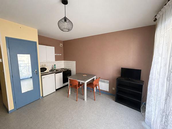 STUDIO Meublé de 21,57m² , Chateau gontier sur mayenne