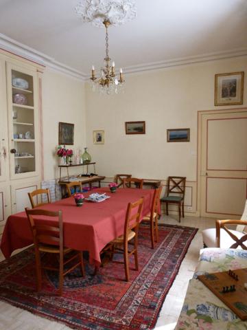 MAISON BOURGOISE - 4 chambres , Cosse le vivien