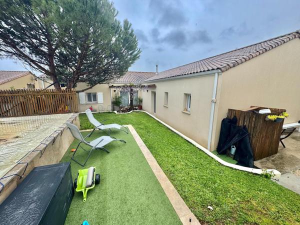 BEAU PAVILLON DE 5 CHAMBRES AVEC PISCINE A NIORT !