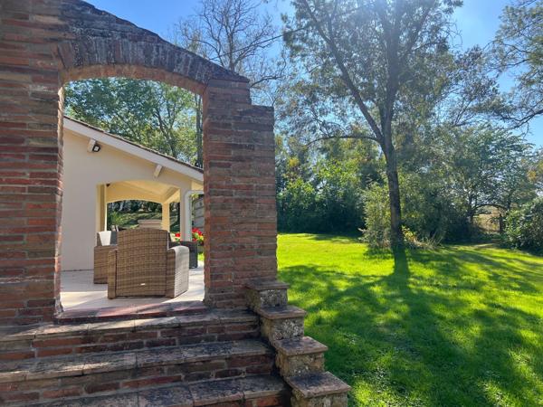 Vente Maison de luxe L'Isle-Jourdain 7 Pièces 296 m²