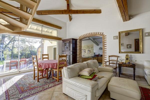 Vente Maison de luxe L'Isle-Jourdain 7 Pièces 296 m²