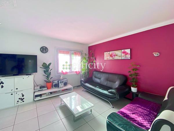 Maison 6 pièces - 110 m² Exclusivité efficity