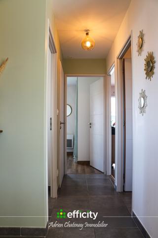 Maison
         3 pièces
        - 69 m² 271 700 € *