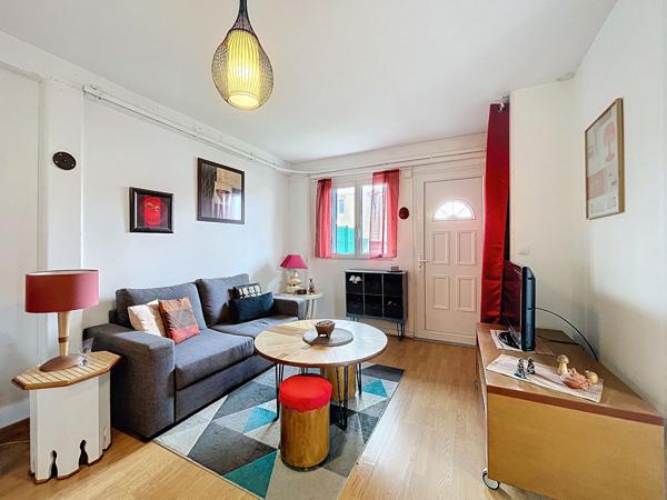 A VENDRE - PORTET SUR GARONNE - IMMEUBLE DE RAPPORT CENTRE VILLAGE- 3 APPARTEMENTS LOUES