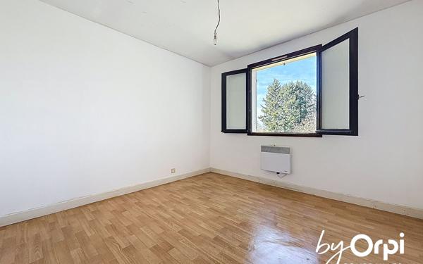 Maison à vendre    3 pièces •  Montaigut