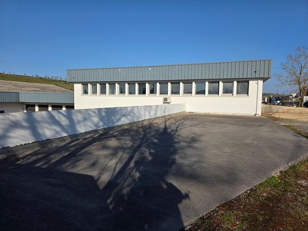 Local d'activité 305 m2