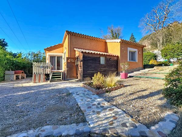 Villa de plain-pied en pleine nature – Sur les extérieurs de Bédarieux