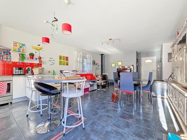 Villa de plain-pied en pleine nature – Sur les extérieurs de Bédarieux