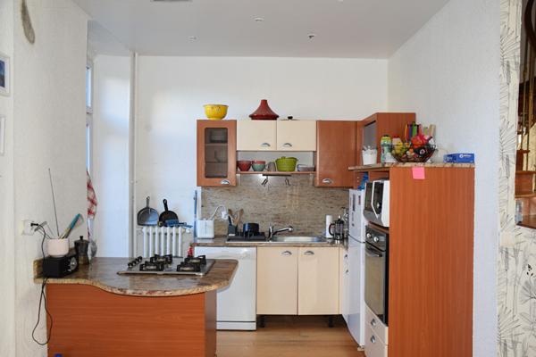 EXCLUSIVITE SOUS COMPROMIS Maison de ville centre Yssingeaux / 7 chambres terrain plus garage