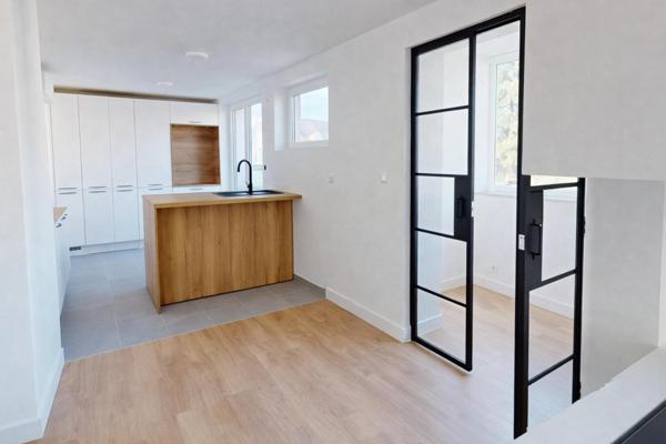 Appartement d’exception en dernier etage  – Hyper-centre de Mulhouse – Quartier bourgeois