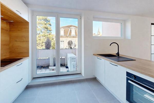 Appartement d’exception en dernier etage  – Hyper-centre de Mulhouse – Quartier bourgeois