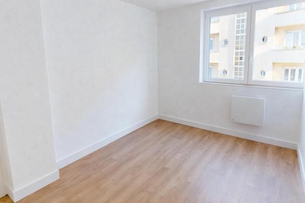 Appartement d’exception en dernier etage  – Hyper-centre de Mulhouse – Quartier bourgeois