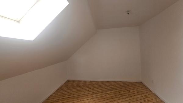 APPARTEMENT F3 ATYPIQUE