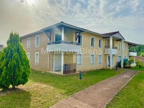 AUCH - Exclusivité - T3 sans travaux avec terrasse et 2 parkings