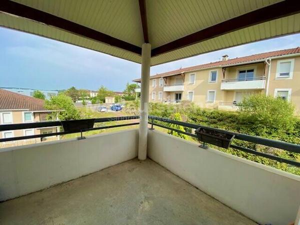 AUCH - Exclusivité - T3 sans travaux avec terrasse et 2 parkings