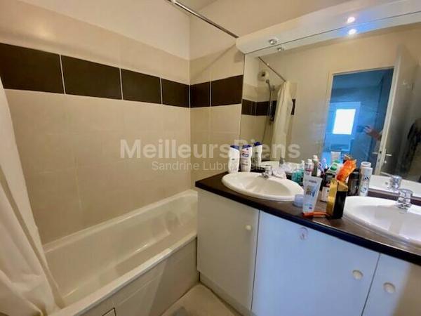 AUCH - Exclusivité - T3 sans travaux avec terrasse et 2 parkings