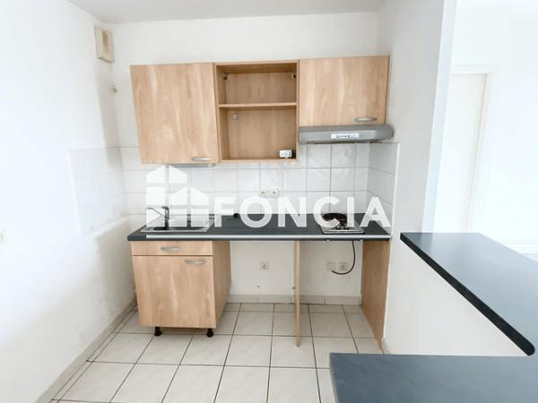 Location Appartement 2 pièces 44.3 m² - 4 RUE DU COMTE EMMERY Metz 57000