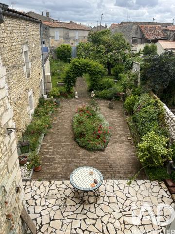 Maison à vendre 7 pièces 207 m² Le Gua