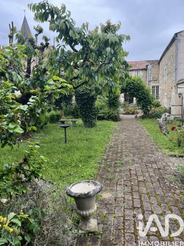 Maison à vendre 7 pièces 207 m² Le Gua