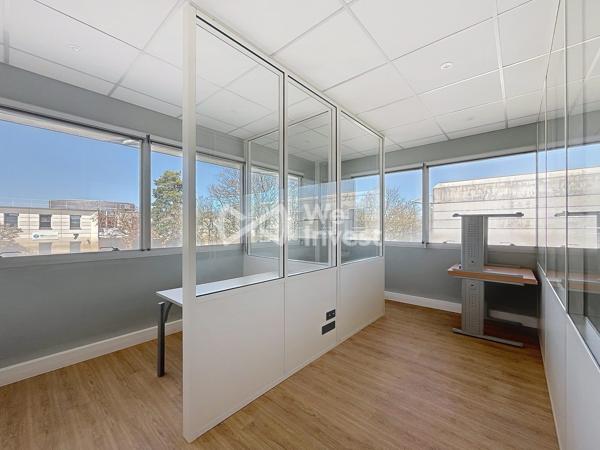 À LOUER – BUREAUX DE STANDING 260 m² – BRON
