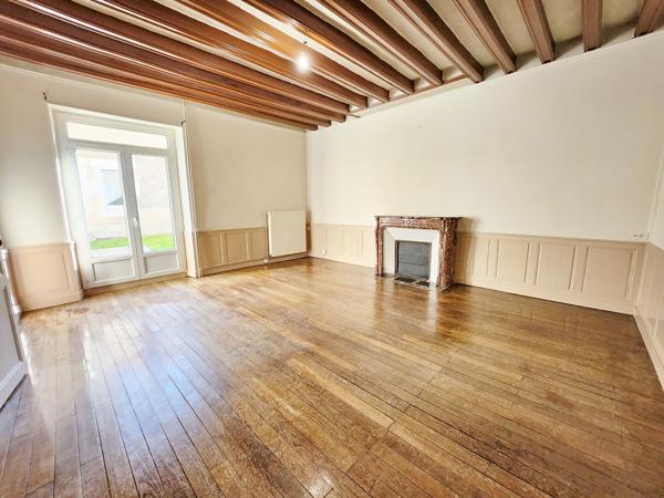 Maison Cérans Foulletourte 7 pièce(s) 180 m²