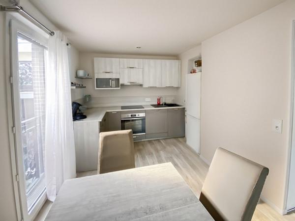 Appartement Jouy Le Moutier 3 pièce(s)