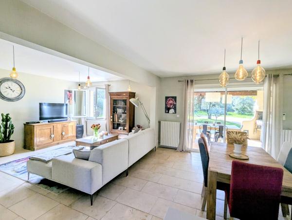 Belle villa familiale 4/5 chambres en campagne au calme 649 000 € H.A.I.*