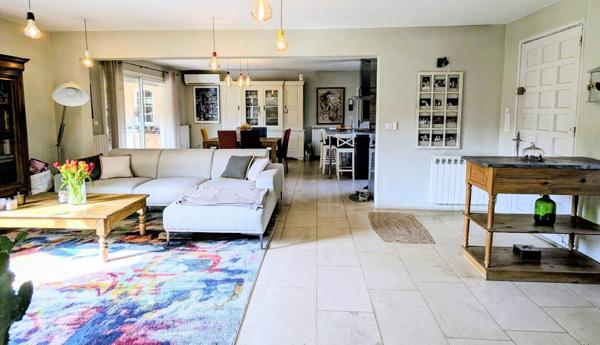 Belle villa familiale 4/5 chambres en campagne au calme 649 000 € H.A.I.*