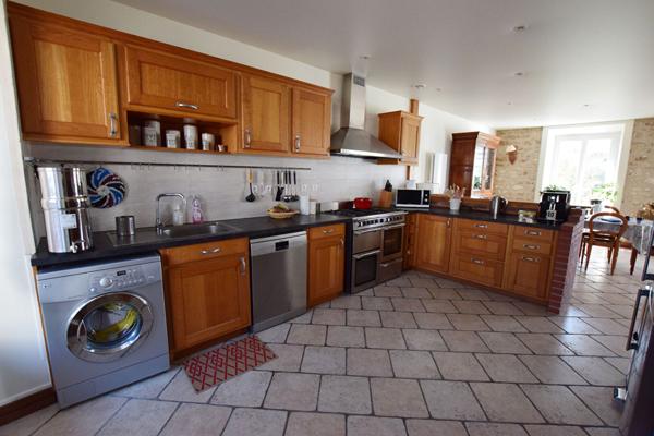 Maison 7 pièce(s) 181.35 m2