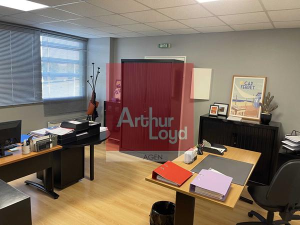 Bureaux proche sorties autoroute AGEN 195 m2