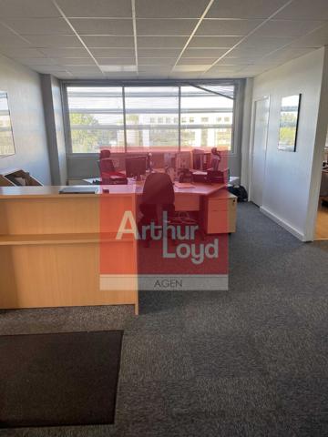 Bureaux proche sorties autoroute AGEN 195 m2