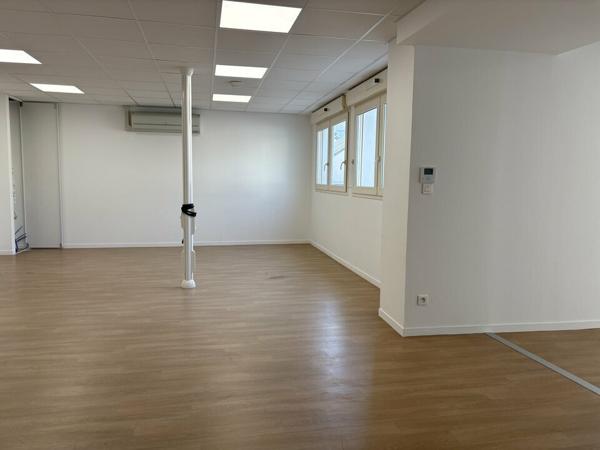 DIJON - QUARTIER REPUBLIQUE - BUREAUX A VENDRE