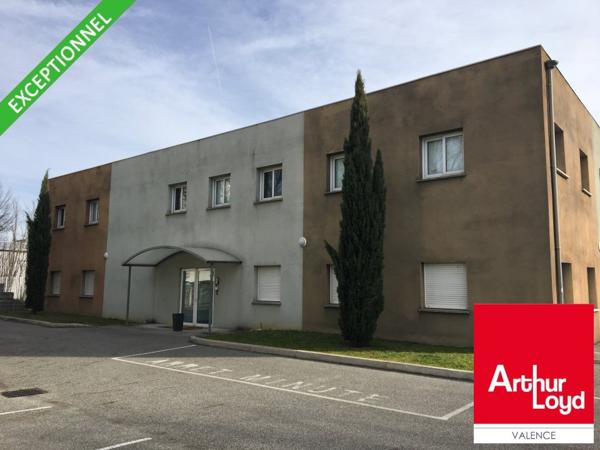 Bureaux à louer Valence Briffaut - Immeuble indépendant avec parking privatif