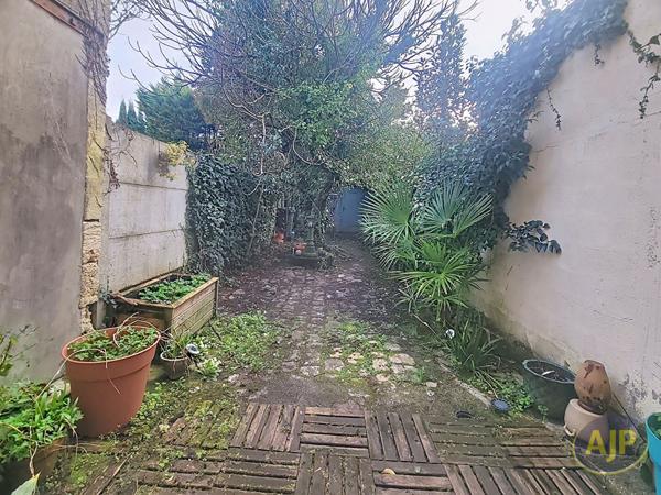 Vente maison Bordeaux : 320 000 € - AJP Immobilier Bordeaux Saint-Augustin