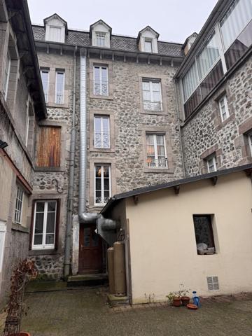 Immeuble de caractère à usage mixte - Murat Murat (15300)