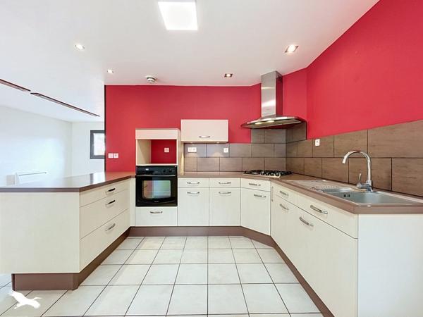 Maison 192 240 € Châteaulin 5 p 101 m² DPE C