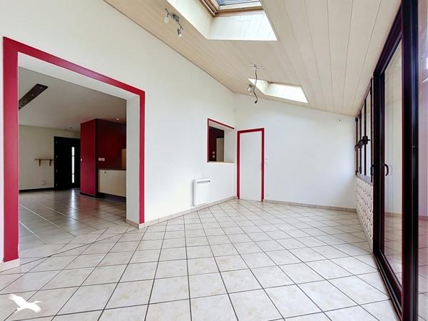 Maison 192 240 € Châteaulin 5 p 101 m² DPE C
