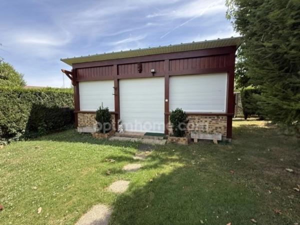 LIMOURS MAISON DANS UNE RESIDENCE TRANQUILLE 140 M² AVEC DEPENDANCE ET TERRAIN PLAT ET CLOS.PROCHE COMMODITES.