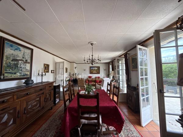 LIMOURS MAISON DANS UNE RESIDENCE TRANQUILLE 140 M² AVEC DEPENDANCE ET TERRAIN PLAT ET CLOS.PROCHE COMMODITES.