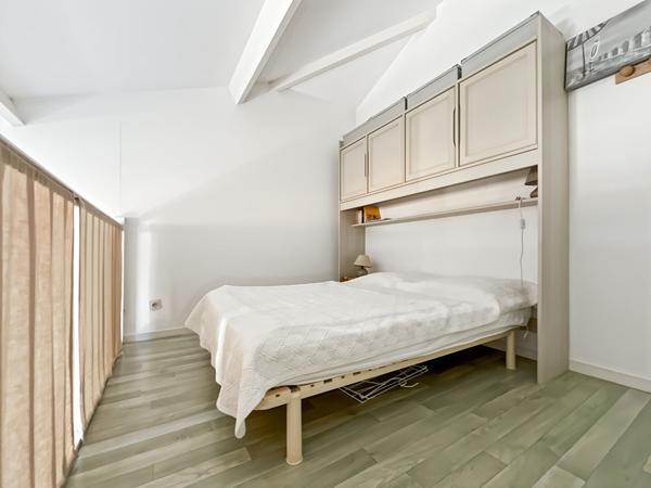 Charmant studio avec mezzanine dans résidence avec piscines chauffées !