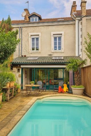 Maison de ville familiale - Quartier prisé - Hyper centre avec piscine Perigueux