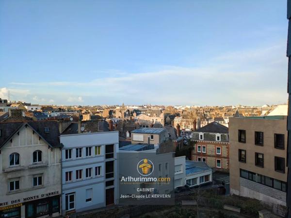 Vente                                                      Appartement
                        
                     5 pièces                      120 m2                     à Saint-Brieuc