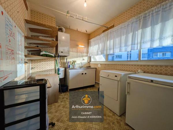 Vente                                                      Appartement
                        
                     5 pièces                      120 m2                     à Saint-Brieuc