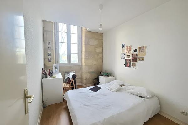 Immeuble bas Lormont 362 m2 , Lormont