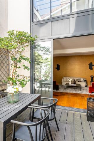 Maison-Loft à la rénovation contemporaine au calme avec patio privatif