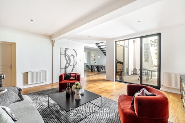 Maison-Loft à la rénovation contemporaine au calme avec patio privatif