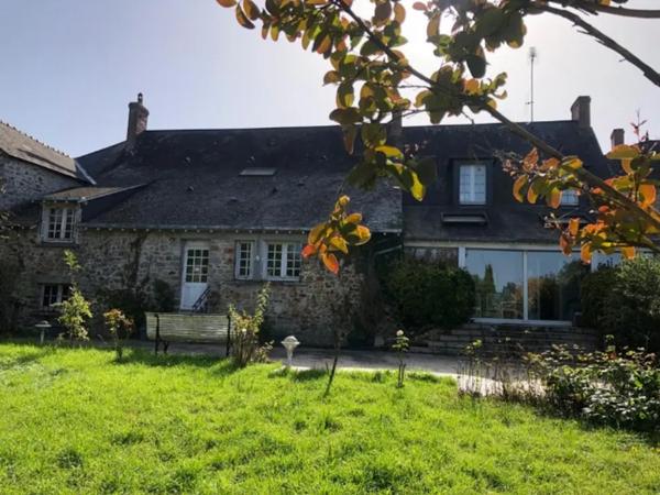 À Vendre : Maison Bourgeoise de Caractère au Coeur de Vaiges